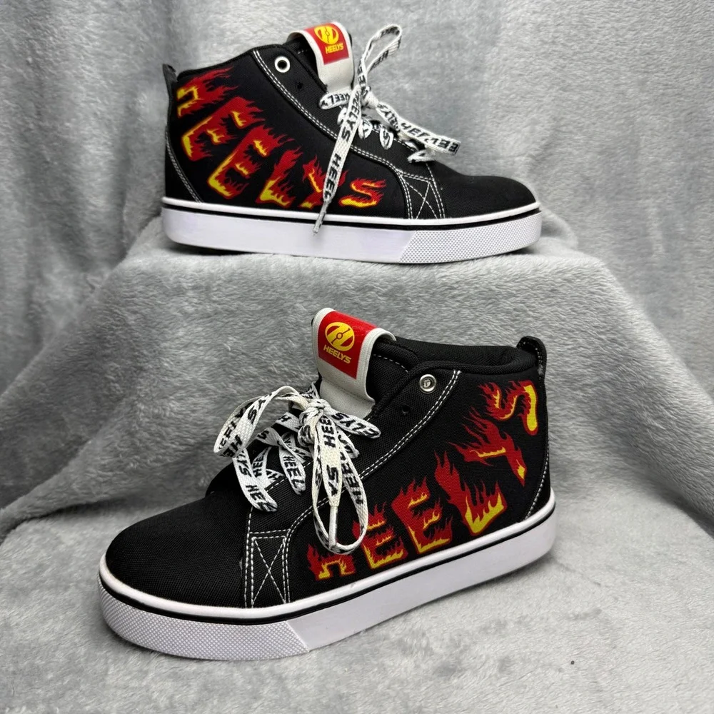 Heelys Racer 20 Mid Black Flame Skate Shoes HE100903 Youth Size 4Y